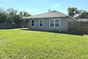 2719 Marguerite St, Bay City, TX 77414 - Photo 26