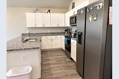 2719 Marguerite Street, Bay City, TX 77414 - Photo 2