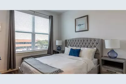 1000 Fort Worth Avenue #1113, Dallas, TX 75208 - Photo 4