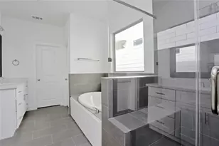 513 W Bell St, Houston, TX 77019 - Photo 12