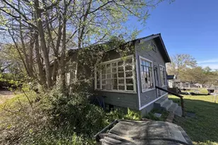 107 Electra St, Longview, TX 75602 - Photo 2