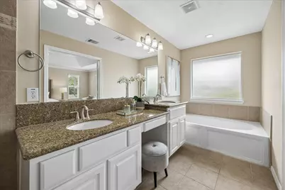 1319 Ella Place, Houston, TX 77008 - Photo 18