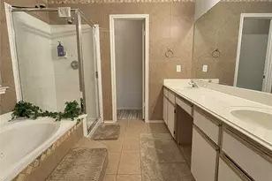 2230 Laurel Oaks Dr, Houston, TX 77014 - Photo 6