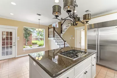 51 Oak Hollow Circle, Lake Jackson, TX 77566 - Photo 14