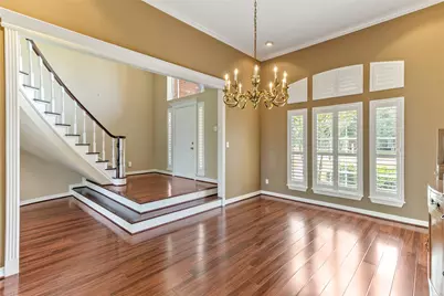 51 Oak Hollow Circle, Lake Jackson, TX 77566 - Photo 10