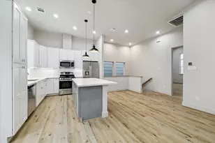 5221 Hillman St, Houston, TX 77023 - Photo 8