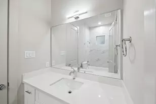 5221 Hillman St, Houston, TX 77023 - Photo 18