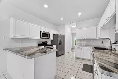 1253 El Camino Village Drive, Webster, TX 77058 - Photo 2