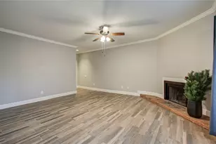 9707 Richmond Ave, Houston, TX 77042 - Photo 8