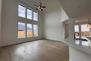 7911 Jade Crst Dr, Angleton, TX 77515 - Photo 6