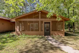 28633 Shawnee Ct, Huntsville, TX 77320 - Photo 2