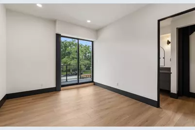 5110 Glenmeadow Drive, Houston, TX 77096 - Photo 30