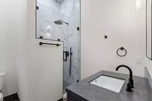 5110 Glenmeadow Dr, Houston, TX 77096 - Photo 36