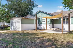 1403 N Avenue F, Freeport, TX 77541 - Photo 18