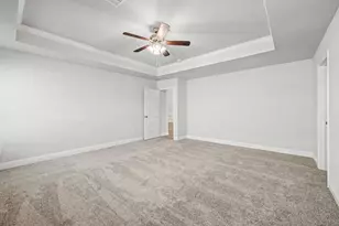 601 Greystone Ln, Angleton, TX 77515 - Photo 18