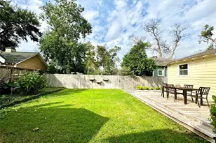 1035 Louise St, Houston, TX 77009 - Photo 26