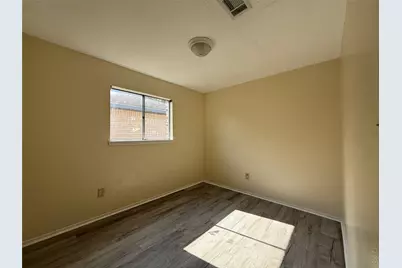 10119 Leawood Boulevard, Houston, TX 77099 - Photo 8