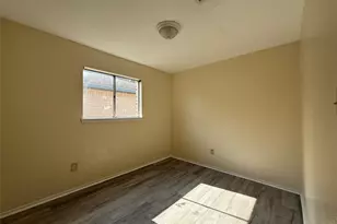 10119 Leawood Blvd, Houston, TX 77099 - Photo 8