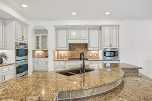 2212 Indigo Pass Ct, Friendswood, TX 77546 - Photo 8
