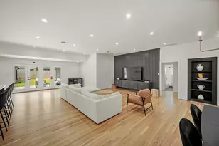 5630 Lymbar Dr, Houston, TX 77096 - Photo 8
