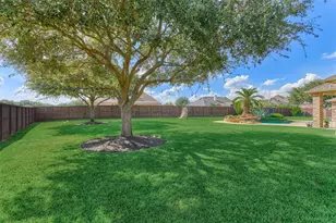 17703 Fairhaven Lake Dr, Cypress, TX 77433 - Photo 6