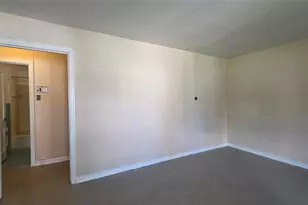 8510 Cowart St, Houston, TX 77029 - Photo 4