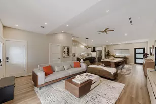 8815 Sharpview Dr, Houston, TX 77036 - Photo 4