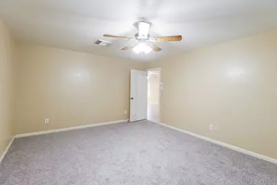 15515 Waverly Drive, Houston, TX 77032 - Photo 10