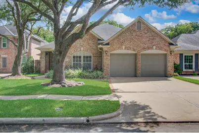 1515 Sheltons Bend Court, Houston, TX 77077 - Photo 2