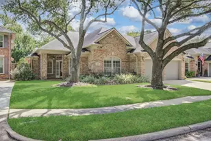 1515 Sheltons Bend Ct, Houston, TX 77077 - Photo 4