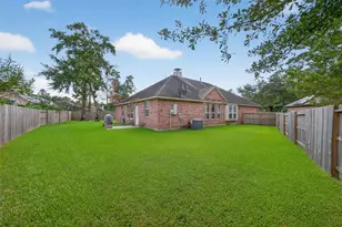 17026 Tupelo Garden Cir, Humble, TX 77346 - Photo 2