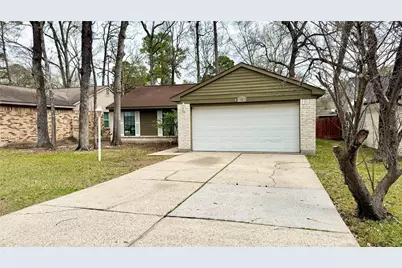 18 Dellforest Court, The Woodlands, TX 77381 - Photo 2