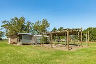 1005 County Rd 164, Bay City, TX 77414 - Photo 28