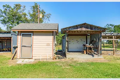 1005 County Road 164, Bay City, TX 77414 - Photo 26