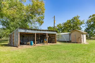 1005 County Rd 164, Bay City, TX 77414 - Photo 24