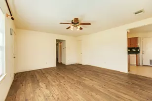 1005 County Rd 164, Bay City, TX 77414 - Photo 8