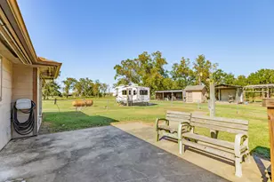 1005 County Rd 164, Bay City, TX 77414 - Photo 20