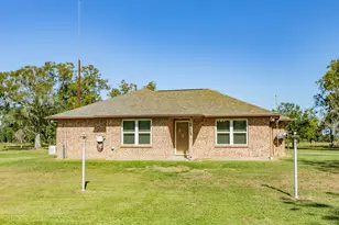 1005 County Rd 164, Bay City, TX 77414 - Photo 6