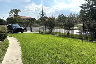 5417 Ennis St, Houston, TX 77004 - Photo 2