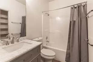 20018 Rolling Hills Ln, Katy, TX 77449 - Photo 10