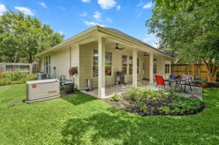25202 Glen Holly Ln, Katy, TX 77494 - Photo 2