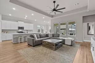 32302 Elmwood Mnr, Waller, TX 77484 - Photo 4