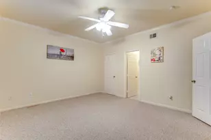 2255 Braeswood Park Dr, Houston, TX 77030 - Photo 18