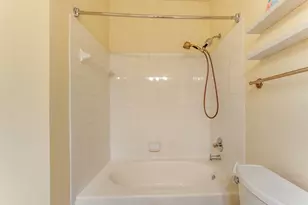 2255 Braeswood Park Dr, Houston, TX 77030 - Photo 20