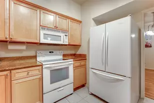 2255 Braeswood Park Dr, Houston, TX 77030 - Photo 28