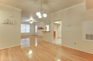 2255 Braeswood Park Dr, Houston, TX 77030 - Photo 12