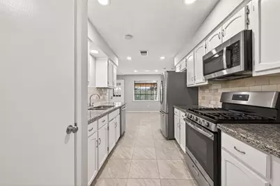 927 Comstock Springs Drive, Katy, TX 77450 - Photo 32