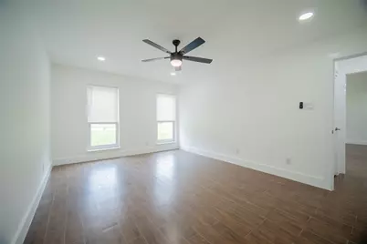 4815 Caris Street, Houston, TX 77091 - Photo 22
