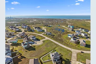 3903 Palmdale Court, Galveston, TX 77554 - Photo 10