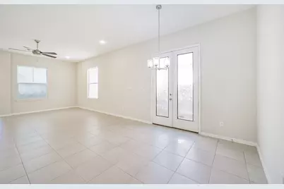 10334 Solitaire Circle, Houston, TX 77070 - Photo 12